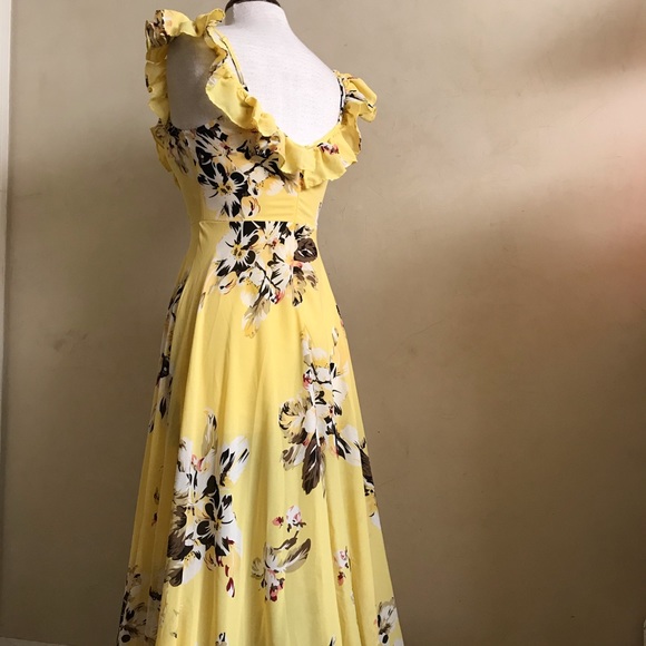 Fashion Nova Floral Maxi Dress - Picture 4 of 10